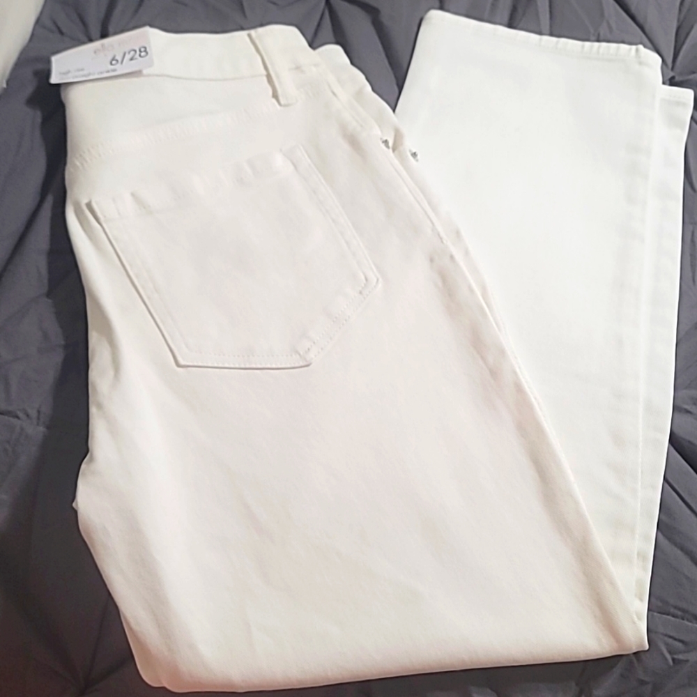 NWT Ella moss white pants